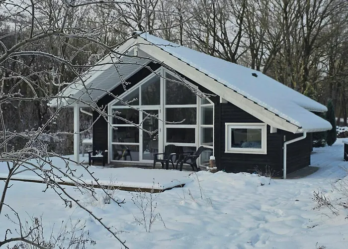 Дом отдыха Forest House With Stream By Hjarbaek Fjord